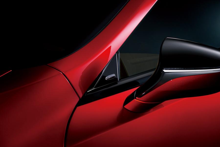 Детали экстерьера Lexus LC500 2017 года  (JP) (фото 4 из 40)
